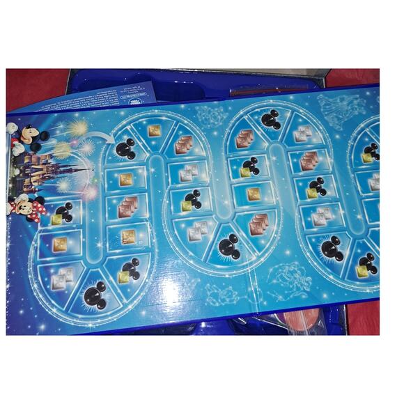 Pictopia Disney Edition Picture Trivia Board Game - Picture 5 of 5